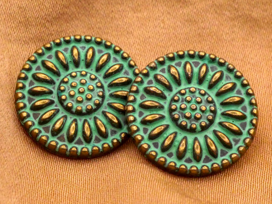 Flower Green Patina Bronze Metal Pair of Buttons 17mm