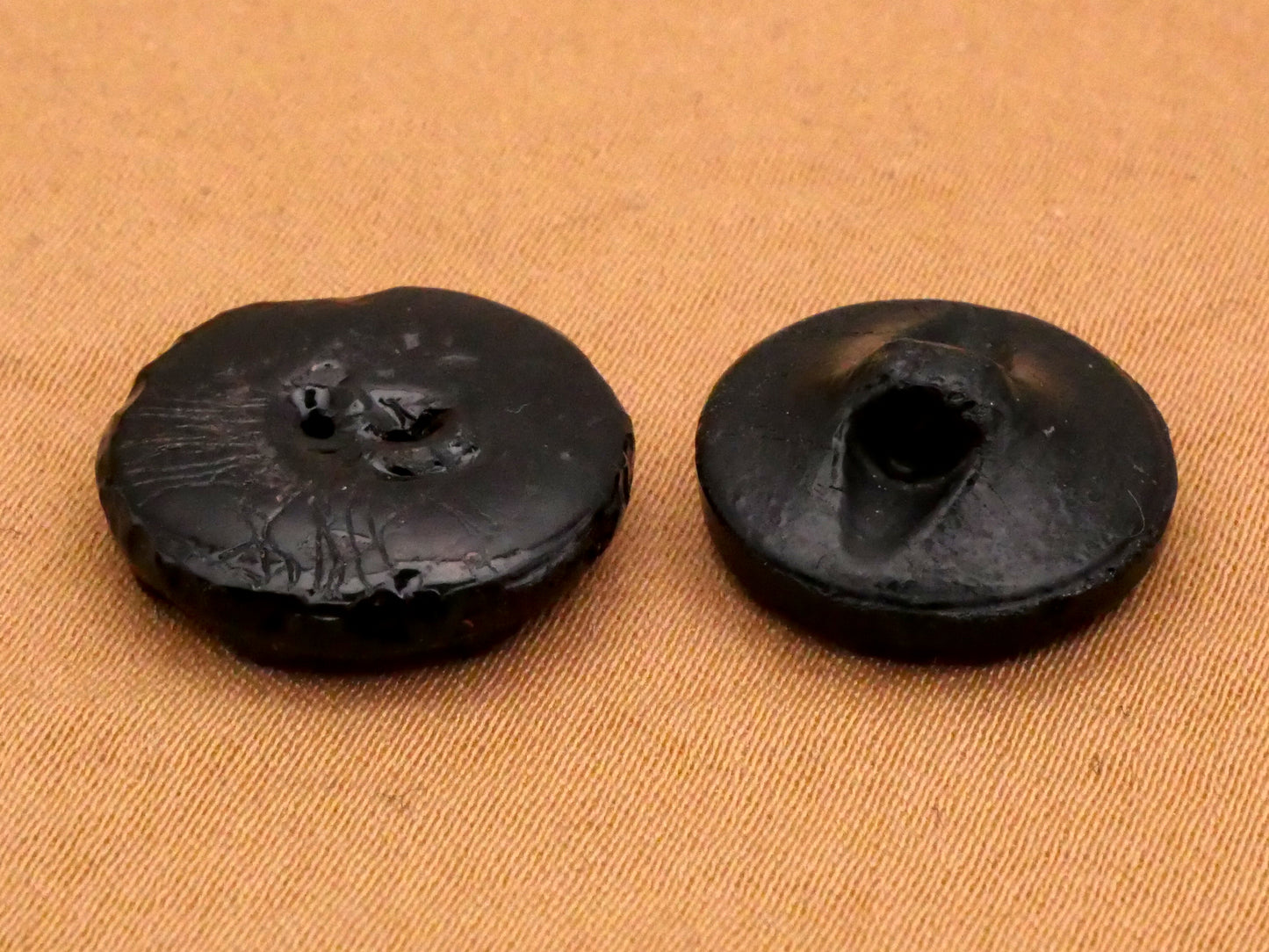Whirlpool Swirl Wave Design Black Glass Button Various 14-16mm