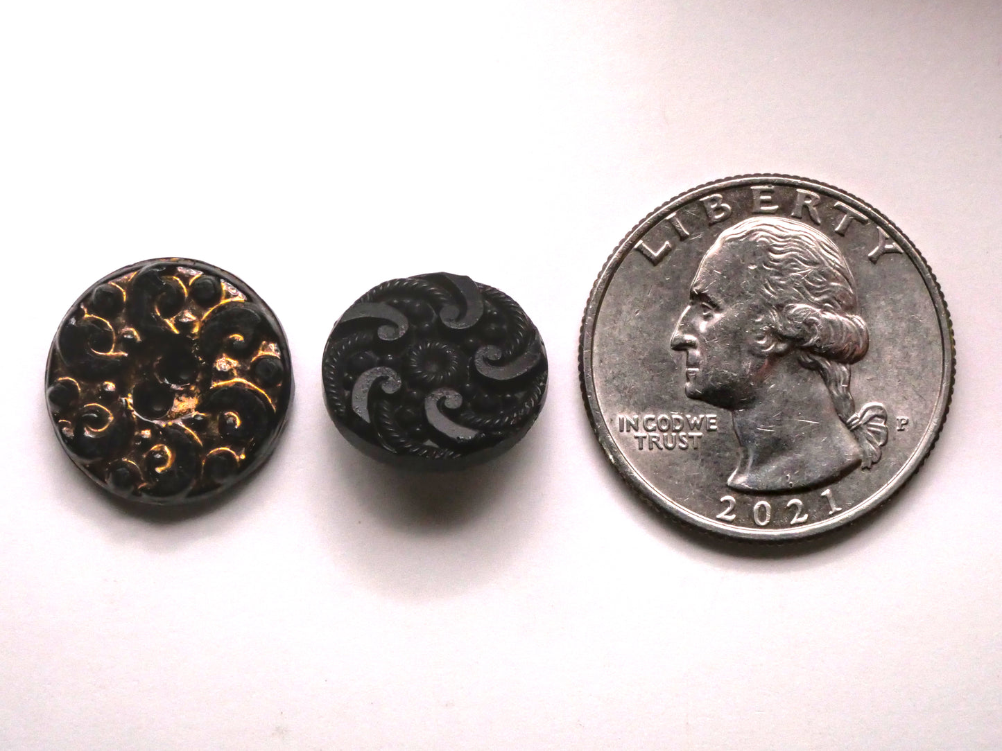 Whirlpool Swirl Wave Design Black Glass Button Various 14-16mm