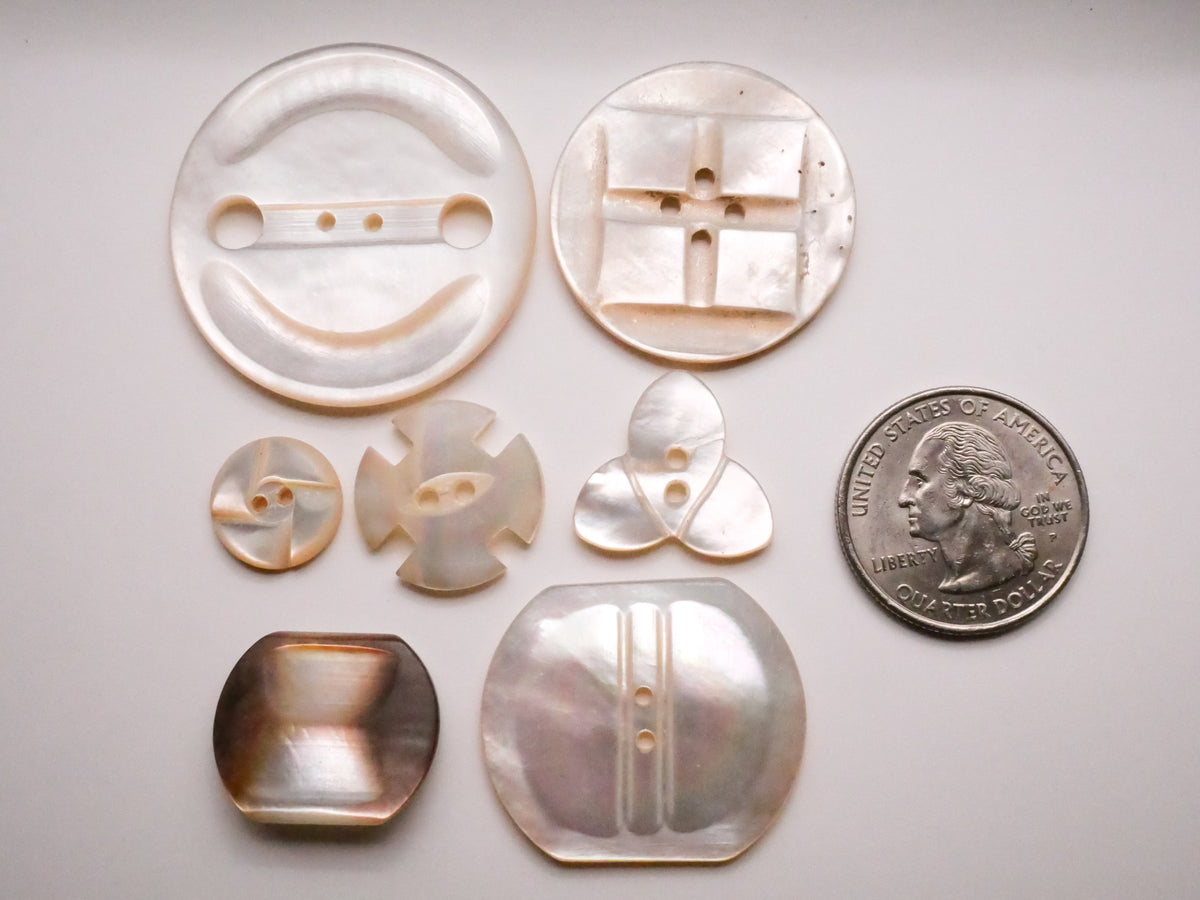 Art Deco Look Mother of Pearl Shell Button Various 13-37mm