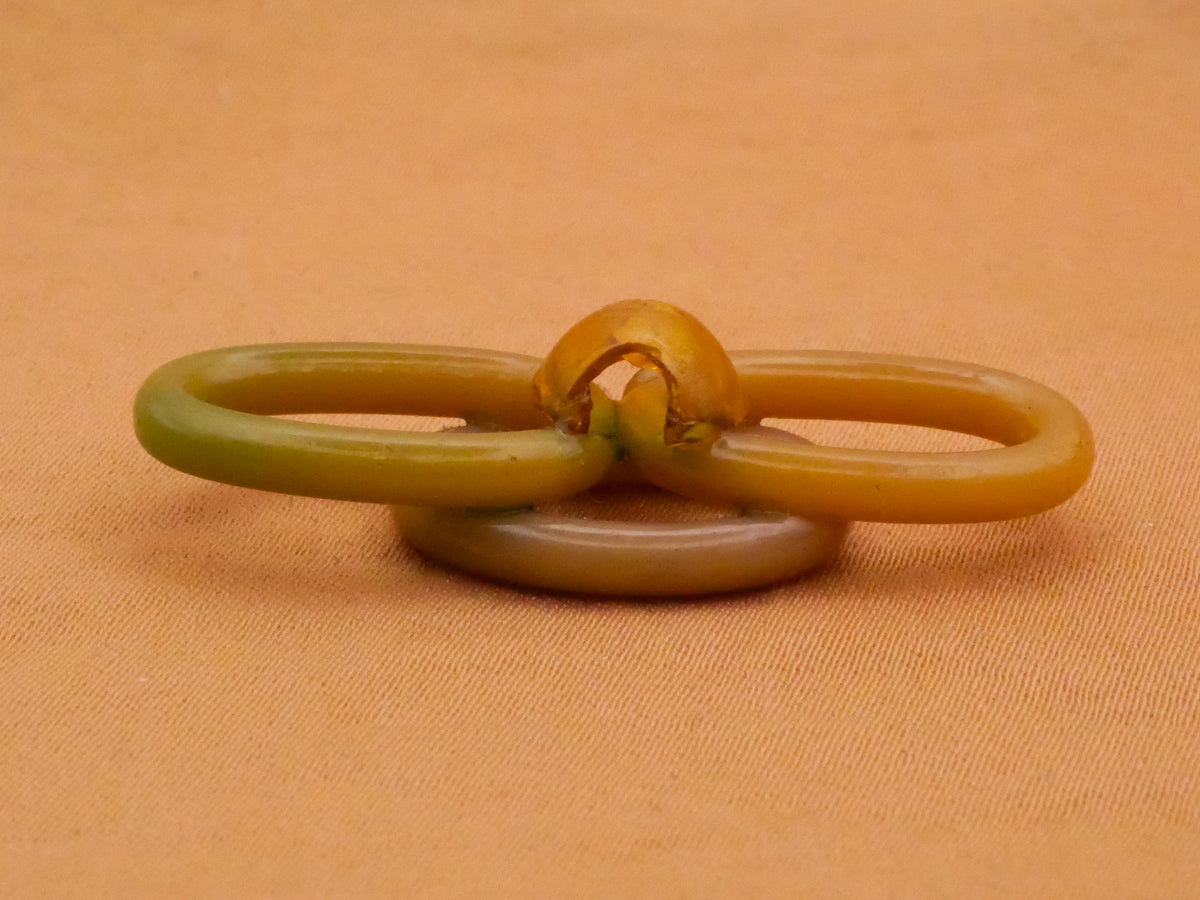 Chain Links Extruded Celluloid Early Plastic Button 13x38mm