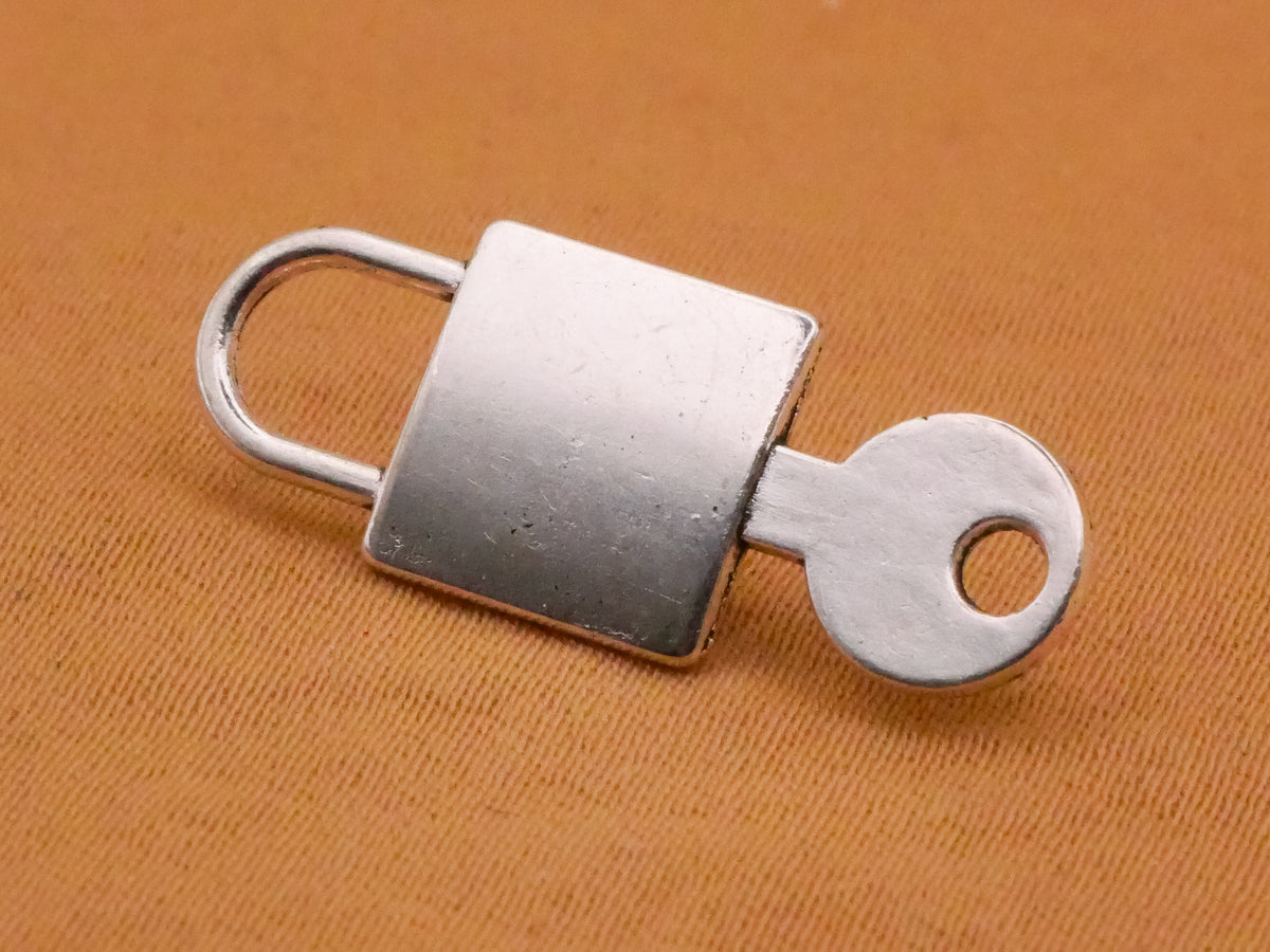 Lock and Key Industrial Look Silver Metal Button 10x25mm