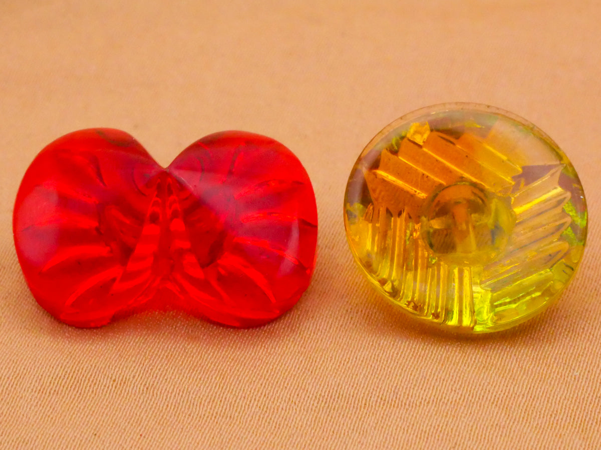 Reverse Design Translucent Vintage Glass Button Various 16-23mm