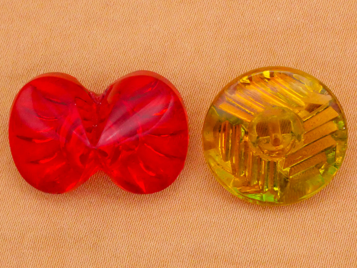 Reverse Design Translucent Vintage Glass Button Various 16-23mm