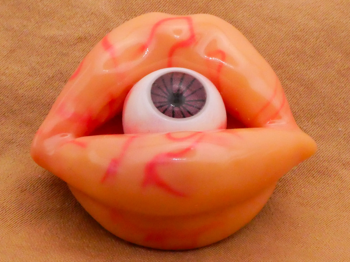 Eyeball Mouth Lips Freaky Plastic Large Button 31x38mm