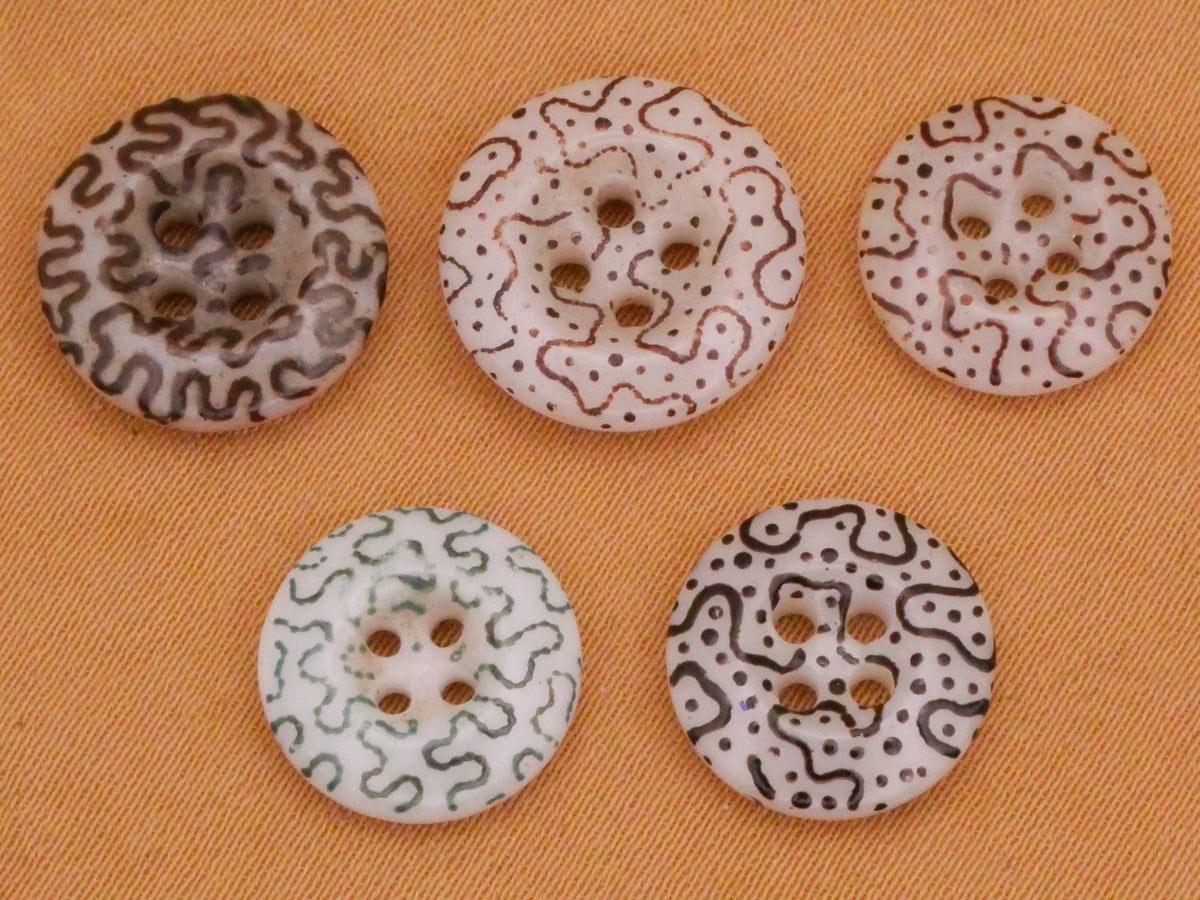 Squiggly Design Calico China Antique Button Various 11-13mm