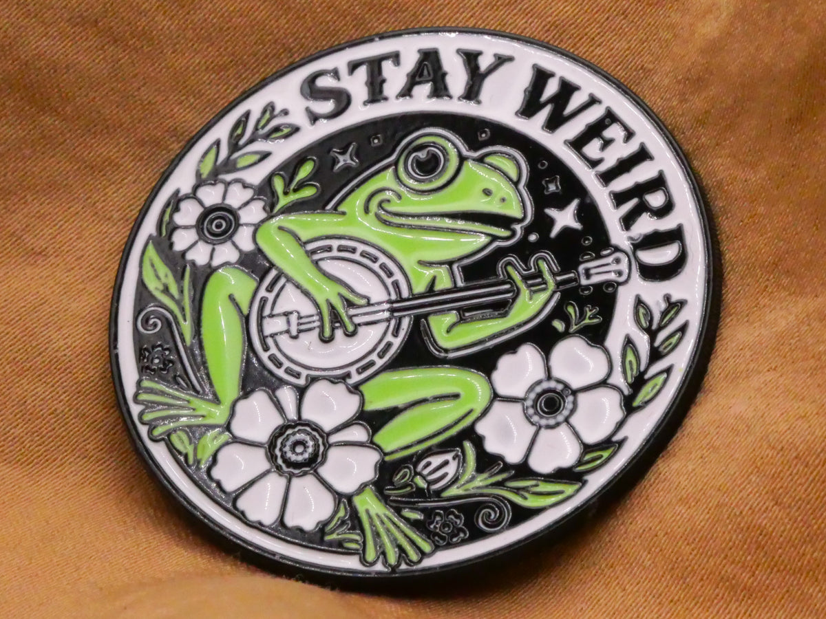 Stay Weird Frog Banjo Guitar Enamel Metal Button 36mm