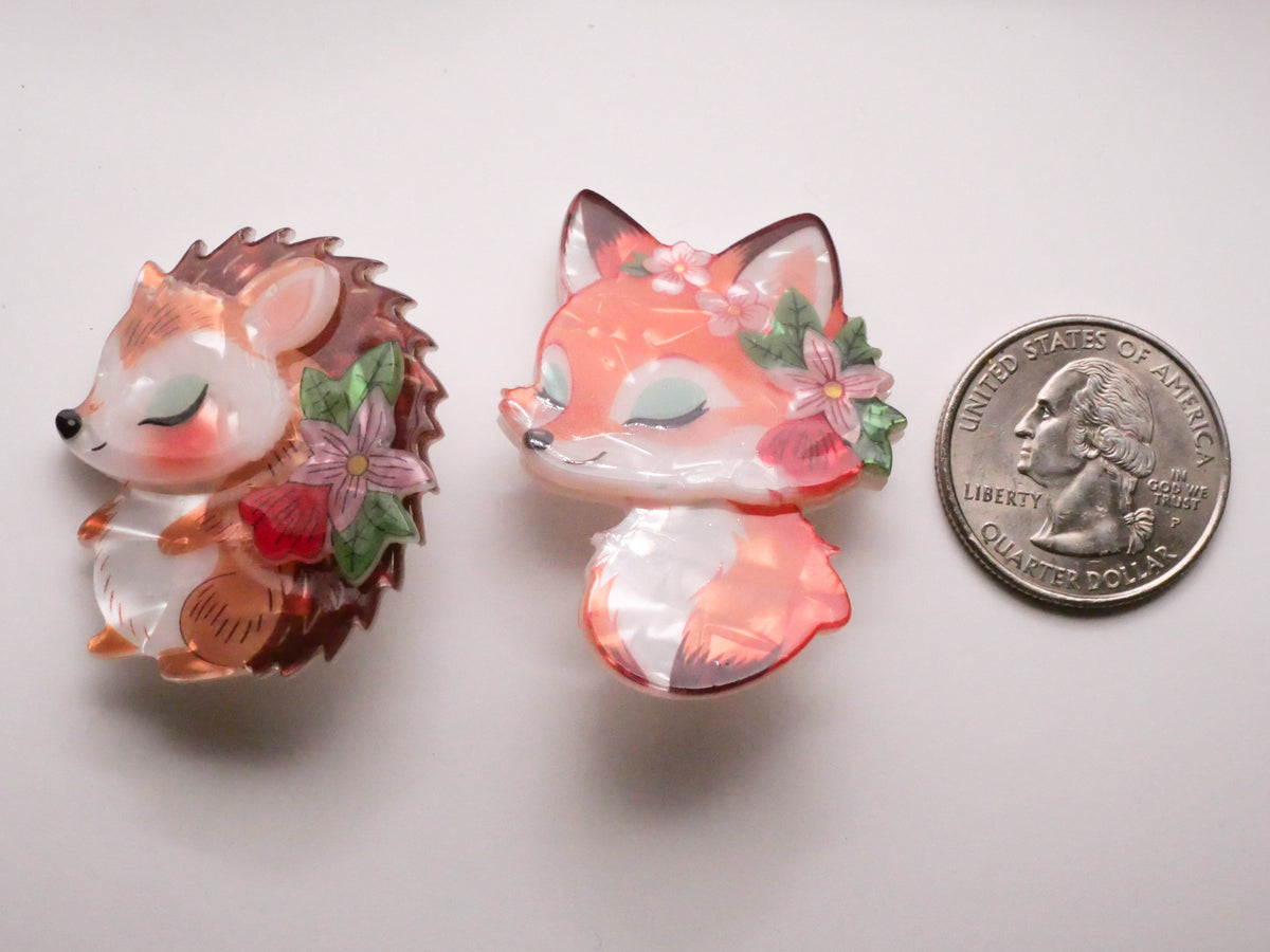 Woodland Hedgehog or Fox Acrylic Plastic Button Various 32-43mm