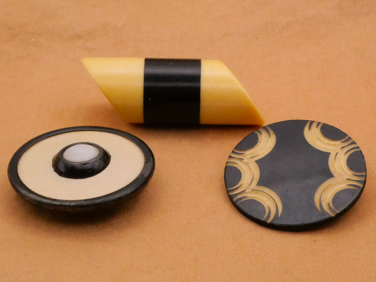 Black Ivory Early Plastic Vintage Button Various 14-42mm