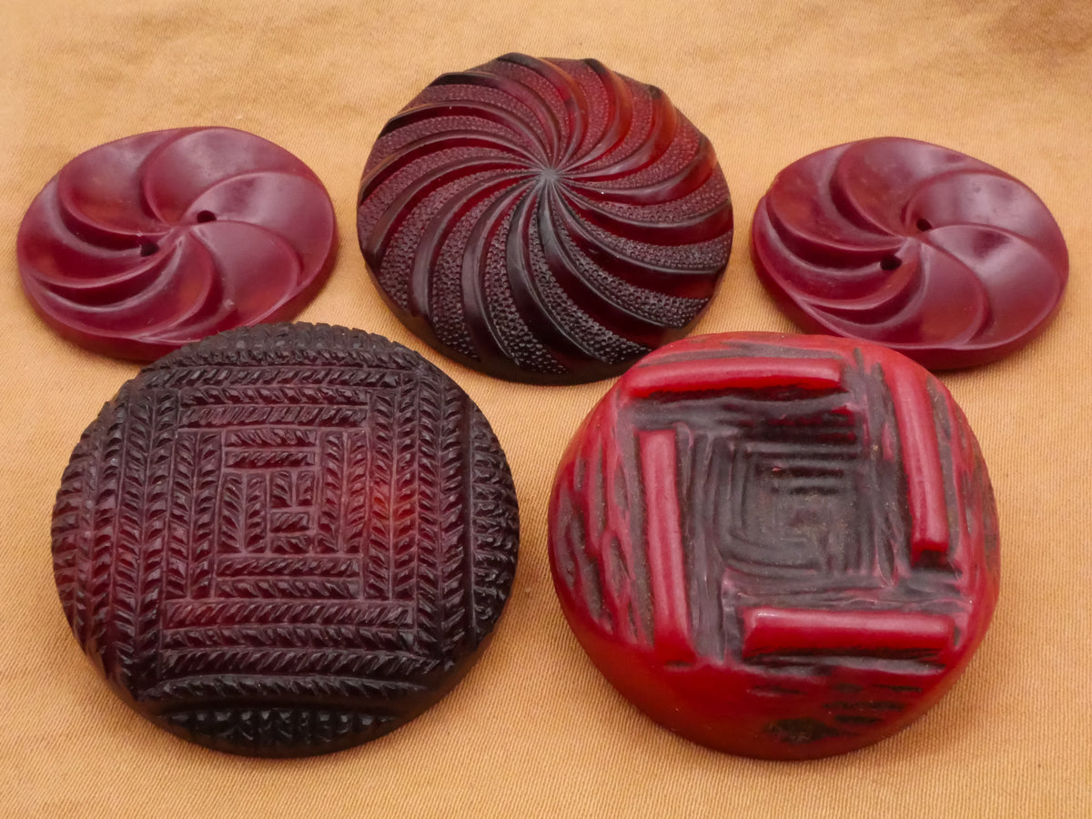 Mesmerizing Burgundy Wine Red Vintage Plastic Button Various 28-34mm