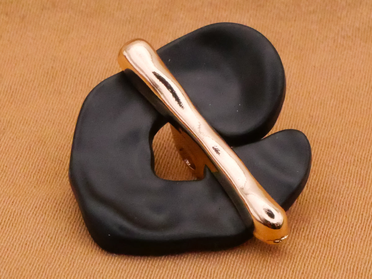 Abstract Palette Matte Black Gold Metal Button 23mm