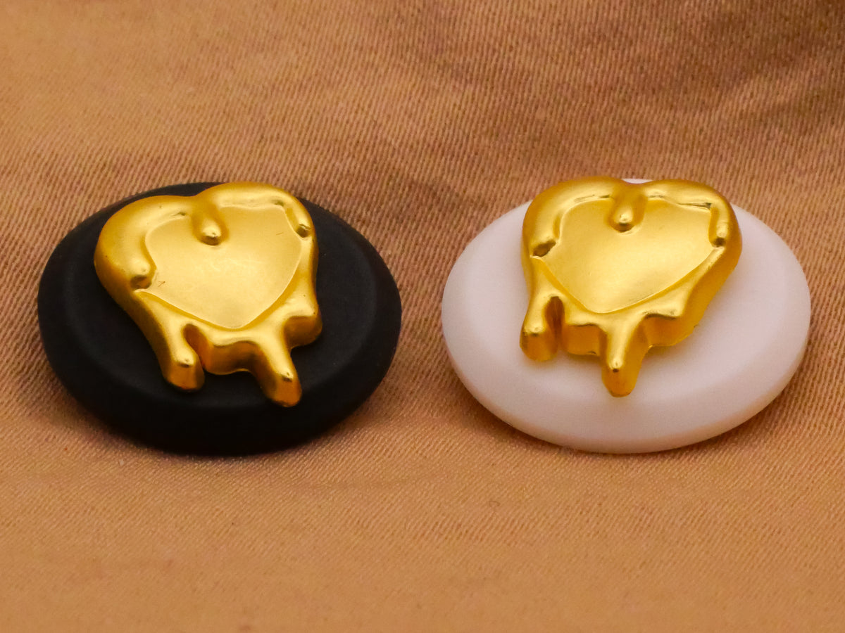 Melting Heart Black White Plastic Gold Metal Pair of Buttons 18mm