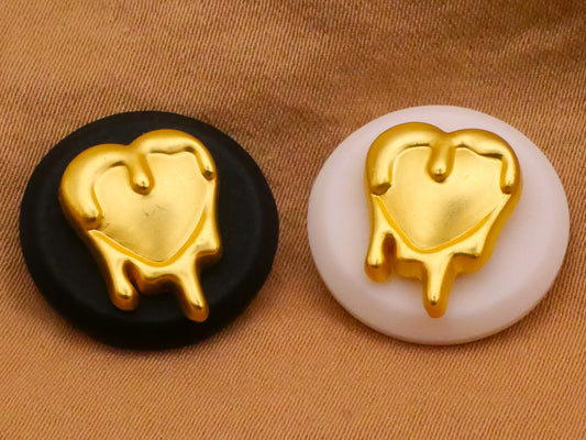 Melting Heart Black White Plastic Gold Metal Pair of Buttons 18mm