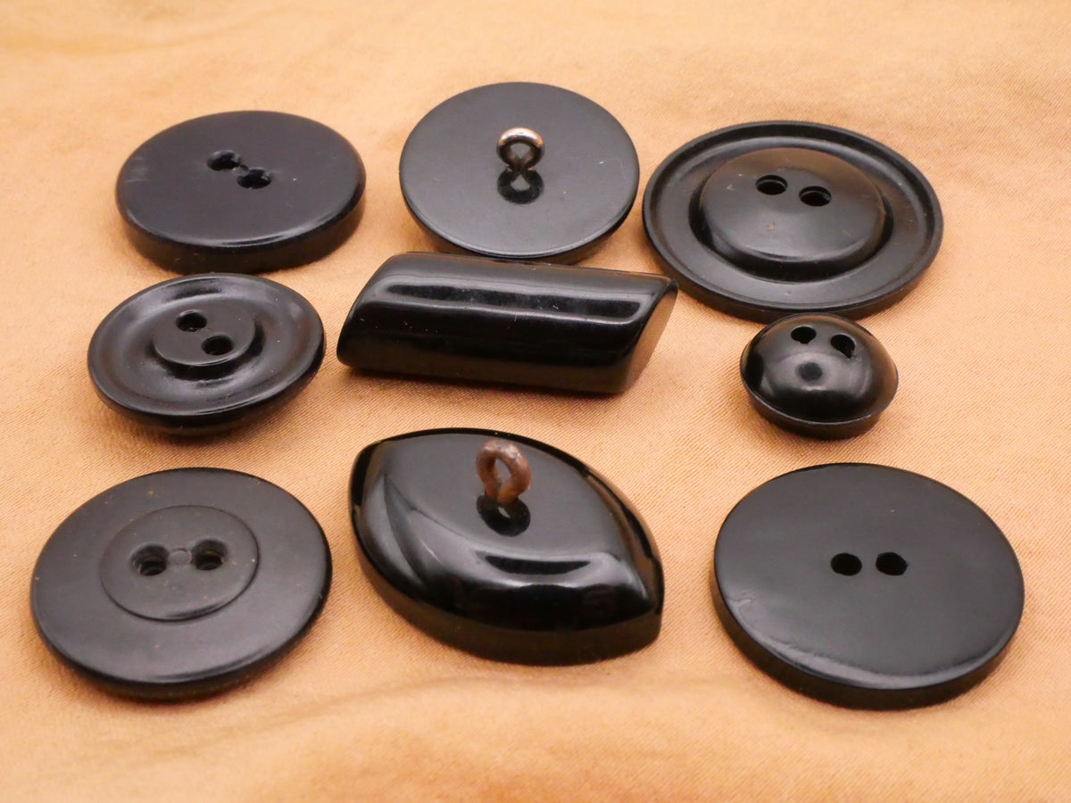 Black Mod Vintage Plastic Button Various 10-28mm