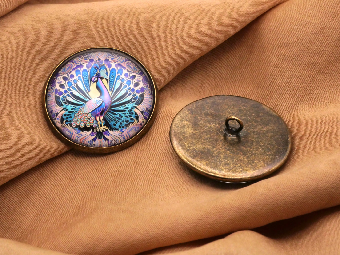 Jewel-Toned Peacock Glass Dome Button 28mm