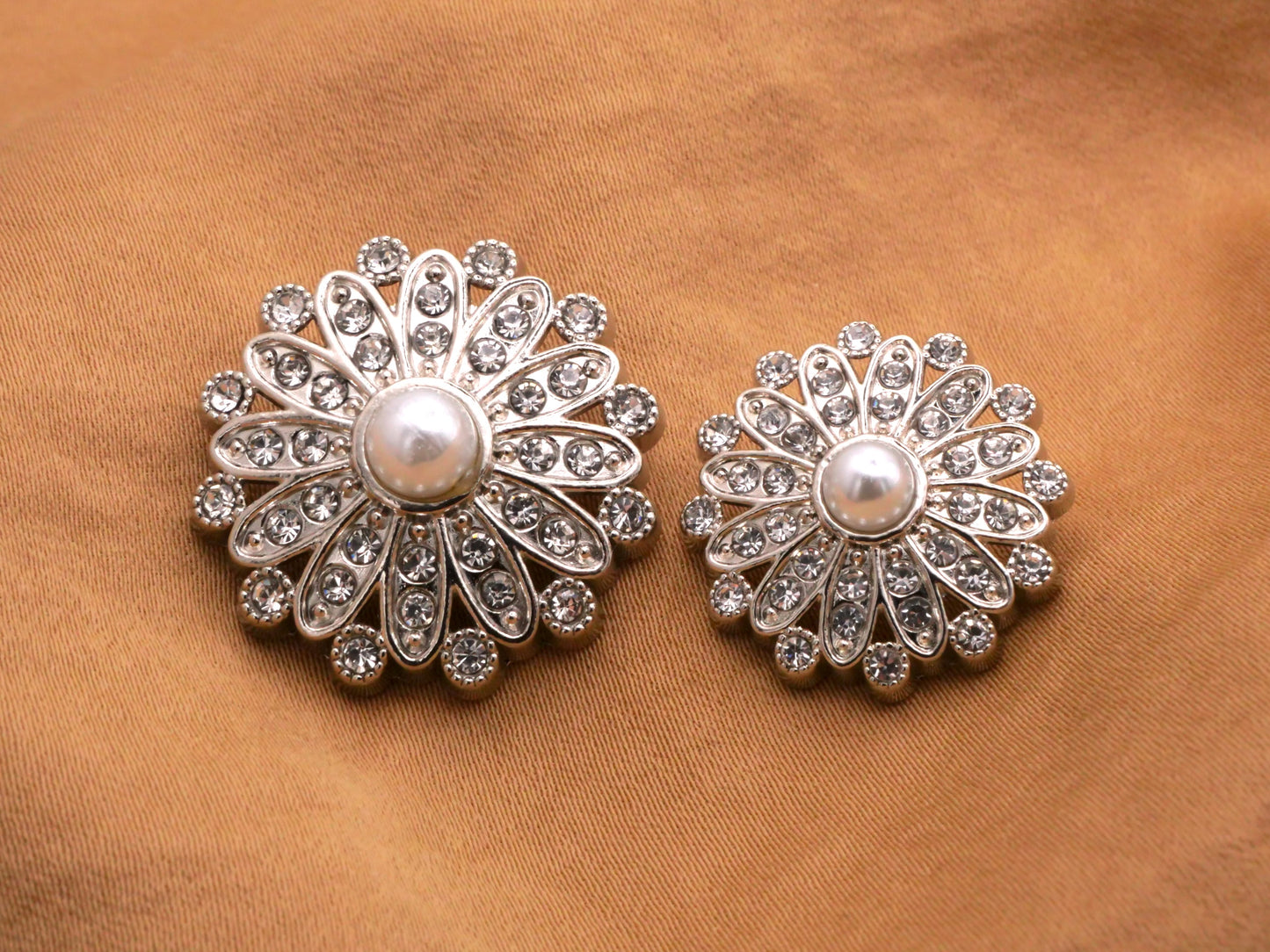 Pearl Center Rhinestone Flower Various Mother Daughter Button 19-24mm