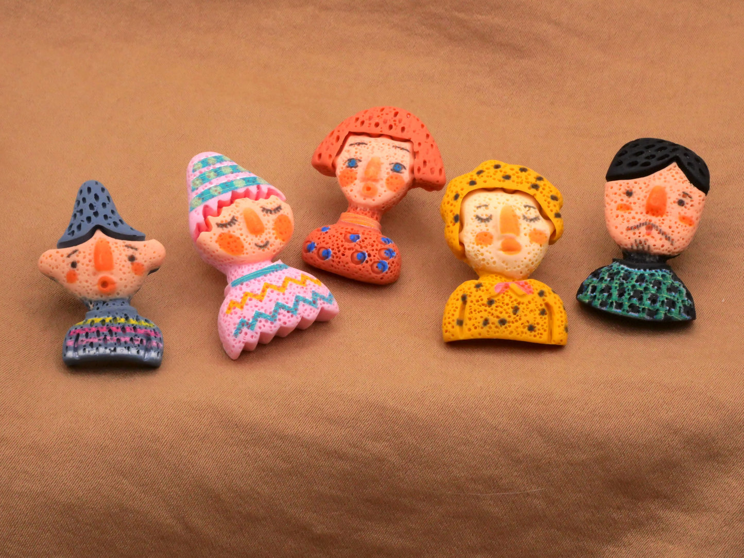 Cozy Nordic People Sweaters Hats Plastic Set of Five Buttons 17x31mm