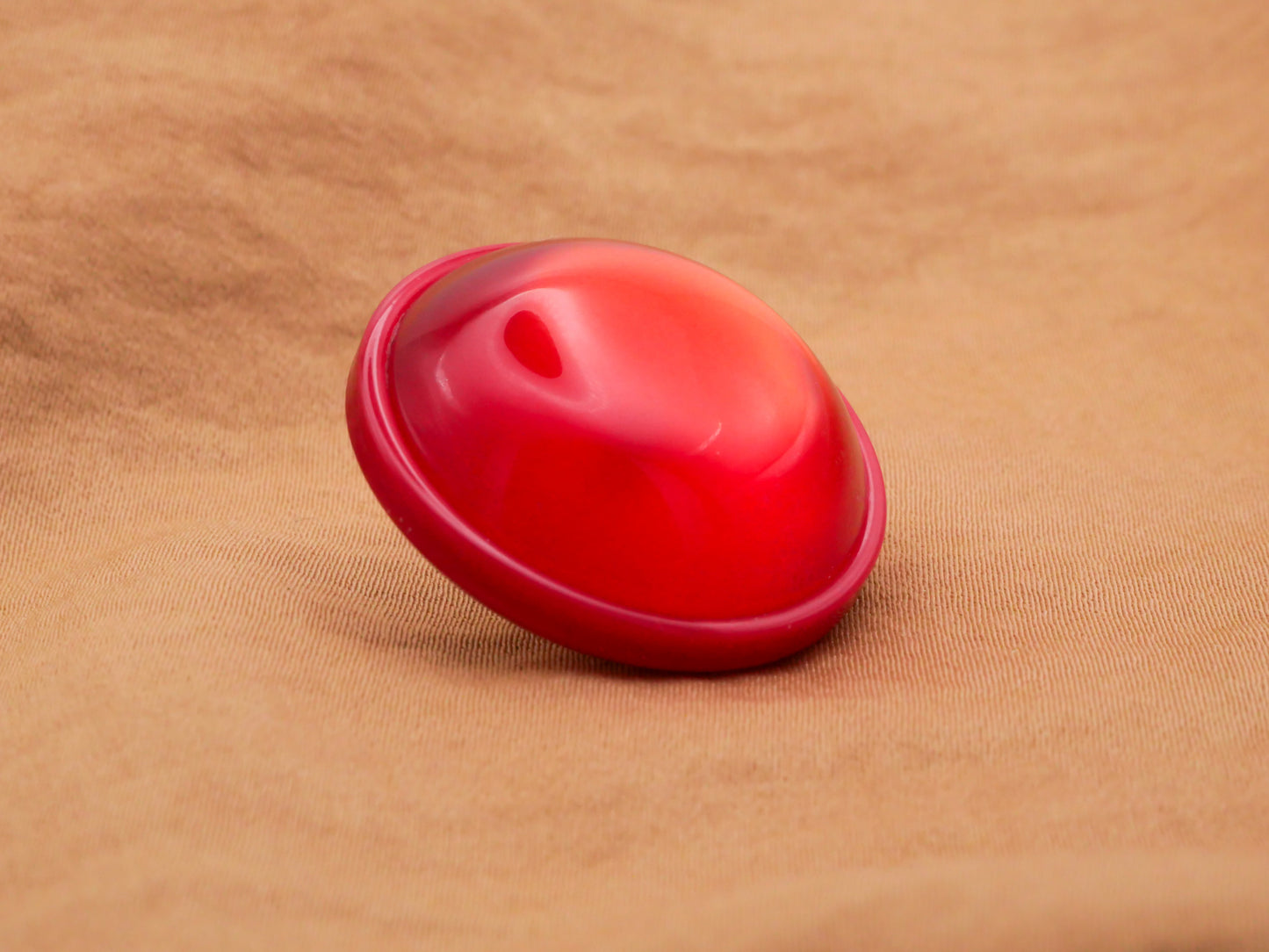 Red Pearlized Translucent Dome Vintage Button 27mm