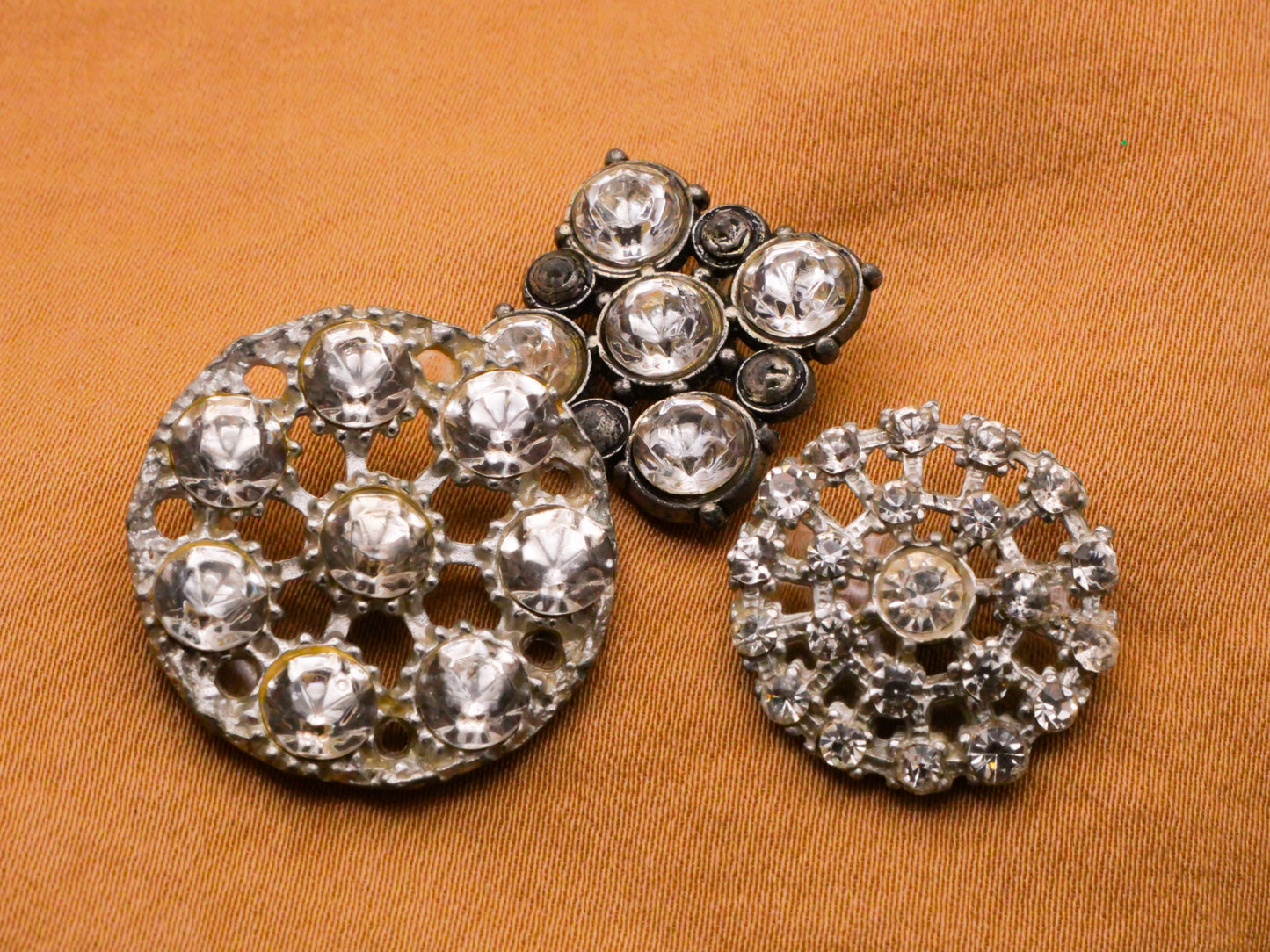 Rhinestone Vintage Spoked Circles Square Glass Metal Set of Three Buttons 18-25mm