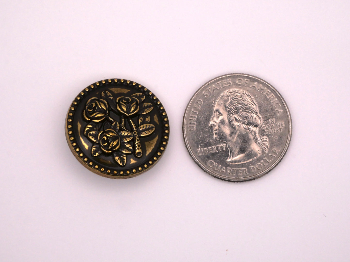 Roses Trio Button Bronze Colored Metal 23mm