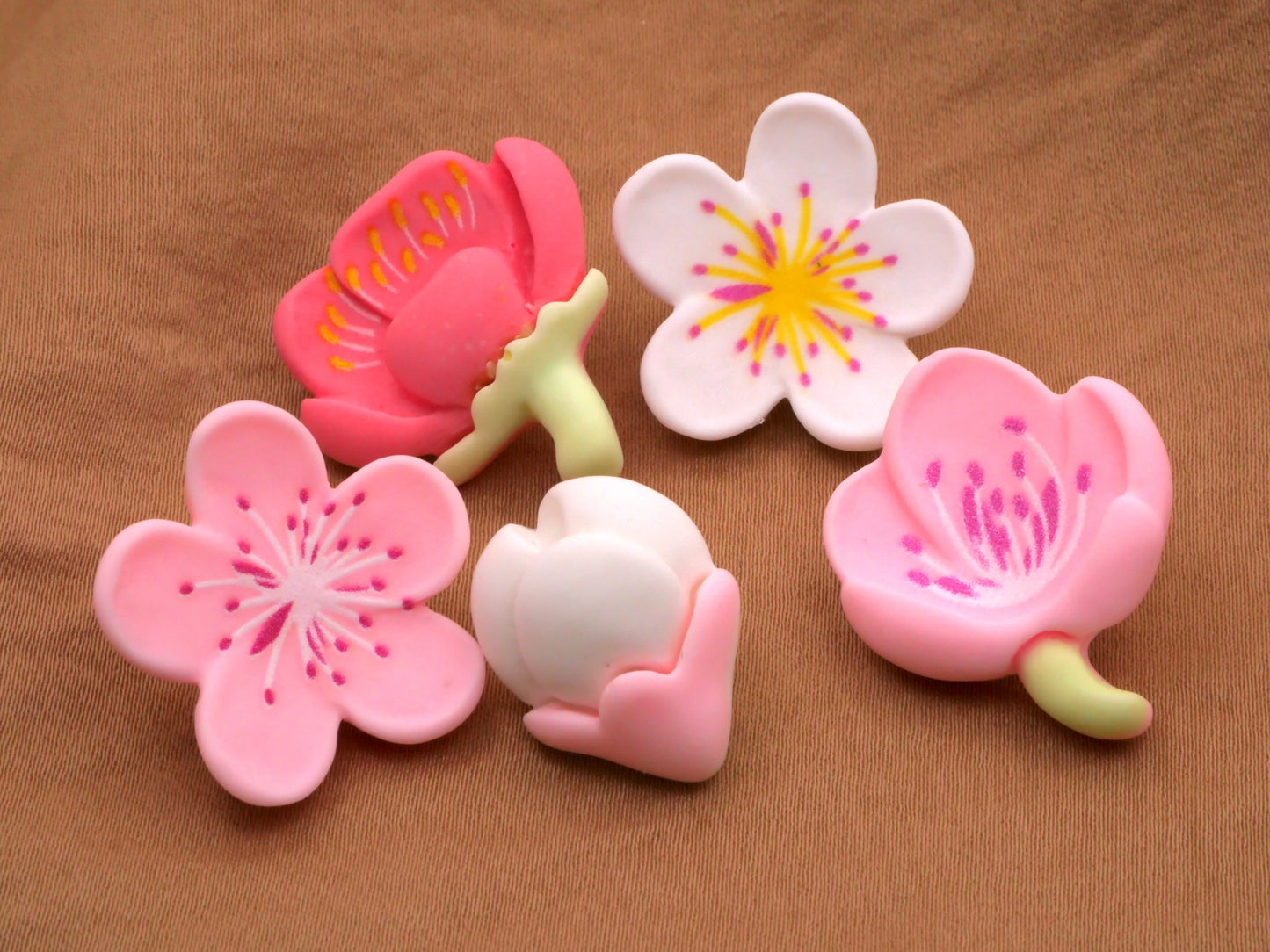 Spring Flowers Set of Five Plastic Buttons Various 16-24mm