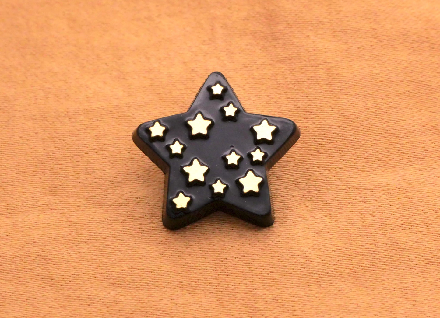 Black Star Gold Pattern Plastic Button 15mm