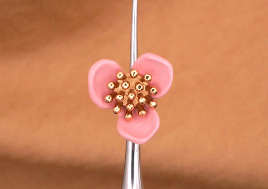 Trillium Flower Matte Pink Gold Metal Button 15mm