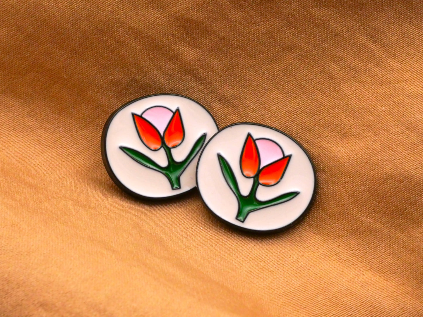 Tulip Enamel Black Metal Orange Pink Flower Button 16x18mm