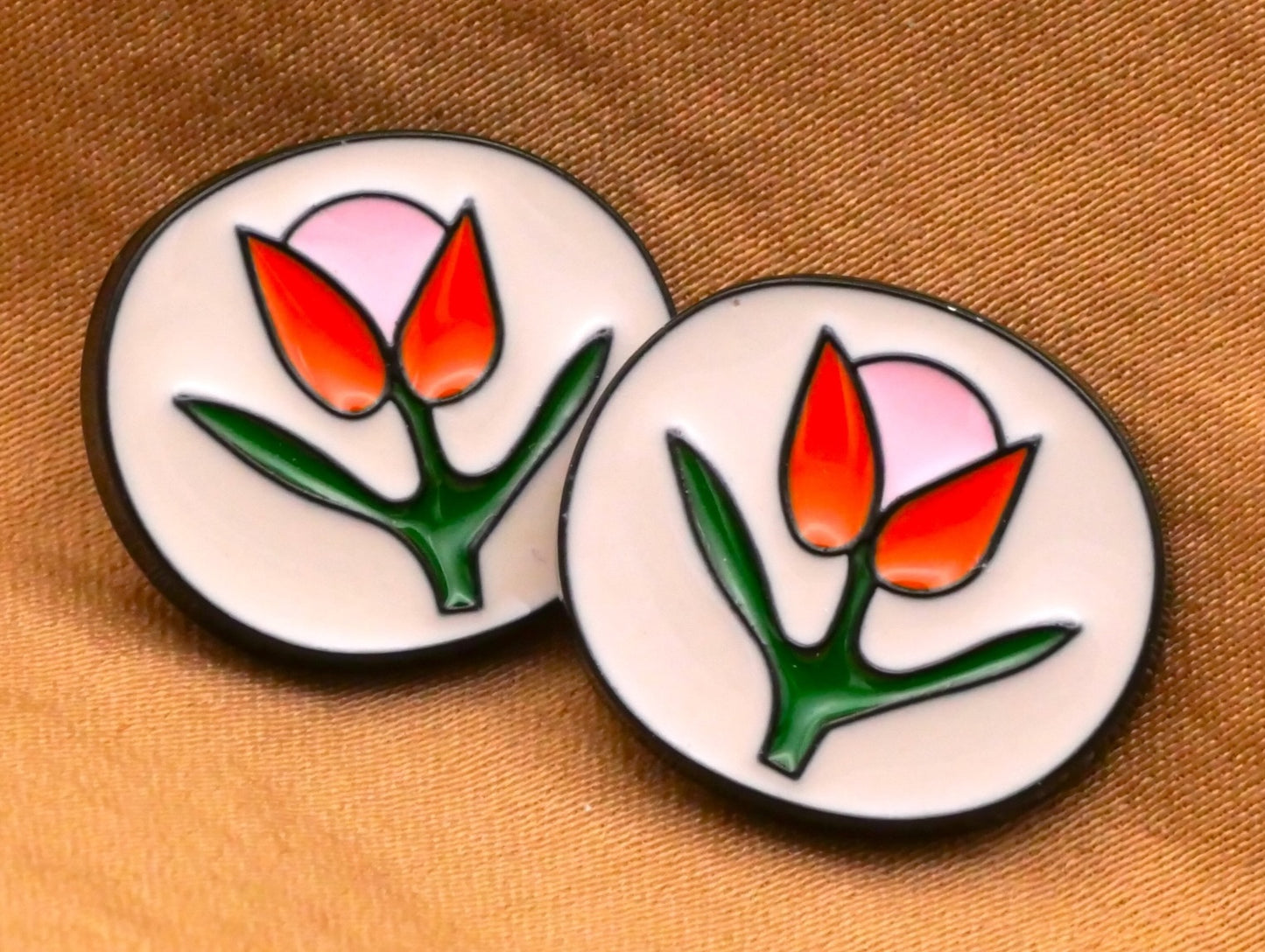 Tulip Enamel Black Metal Orange Pink Flower Button 16x18mm