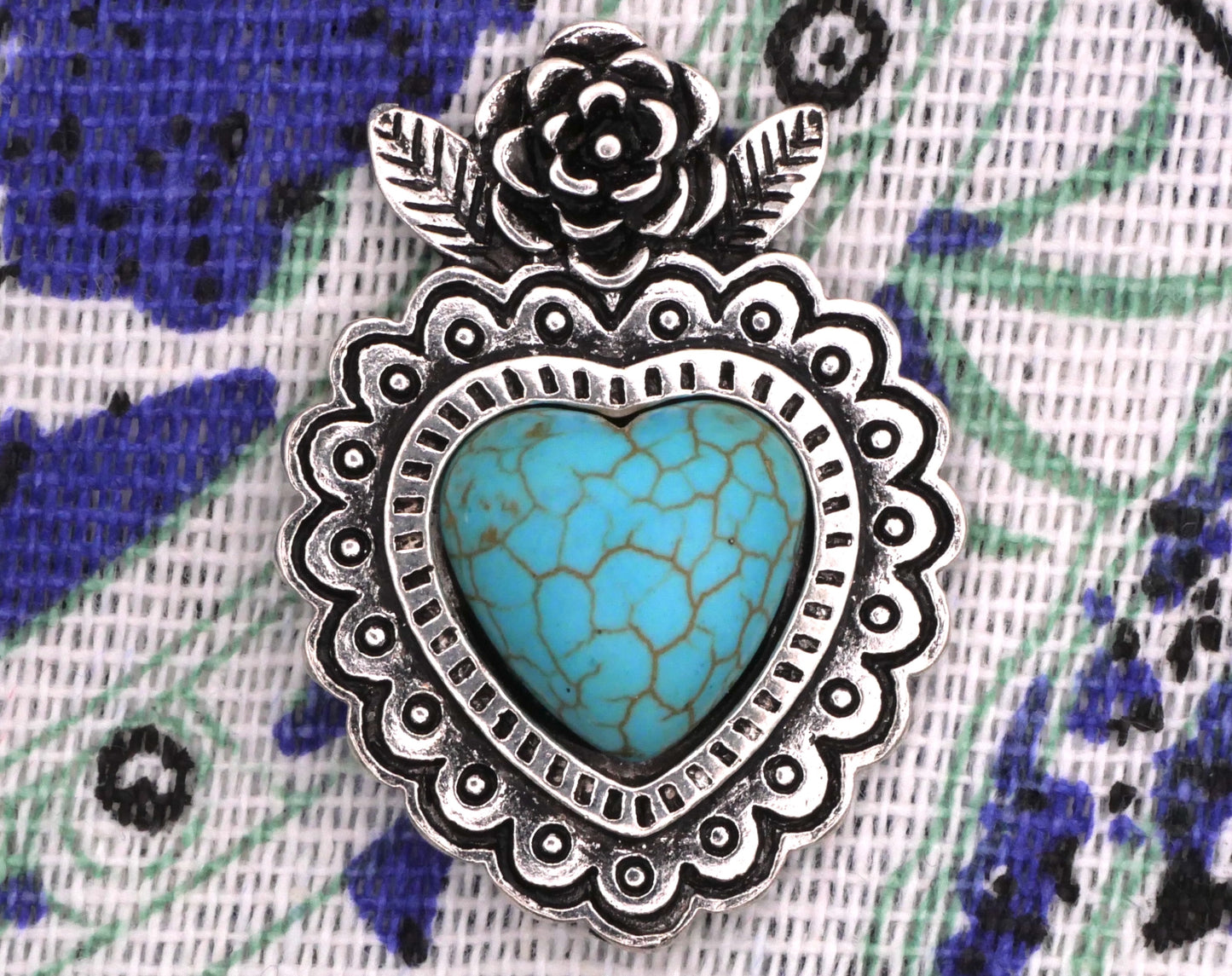 Faux Turquoise Heart and Rose Metal Button 26x34mm