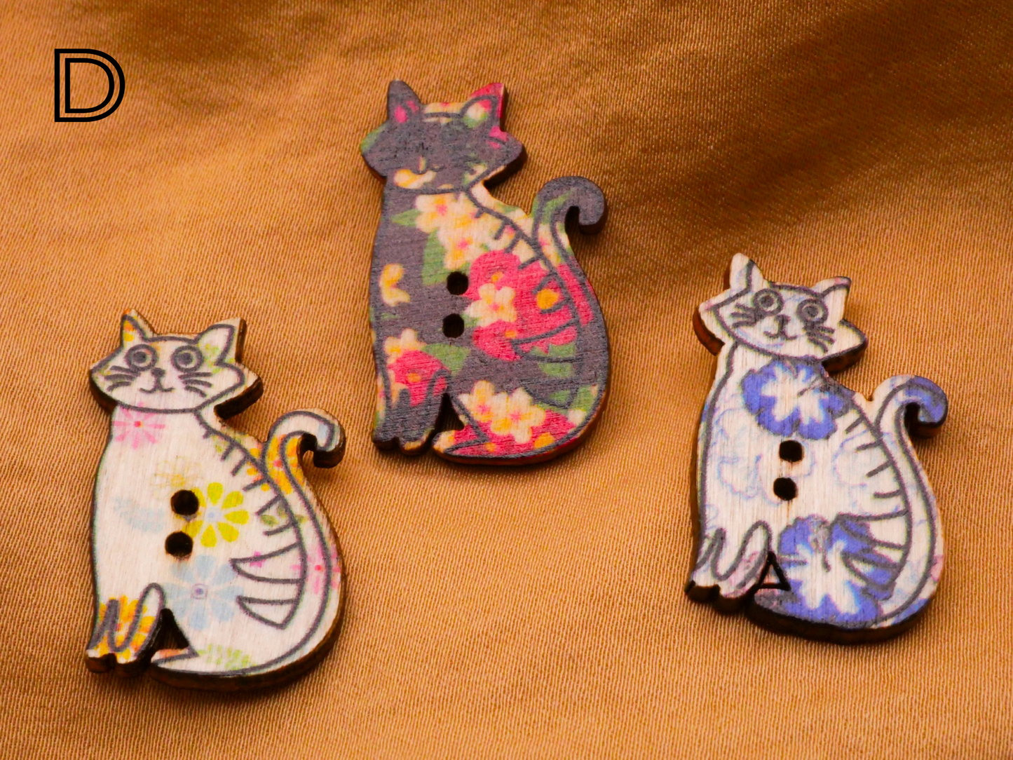 Cat Kitty Pattern Wood Set of Three Buttons Various 19x30mm