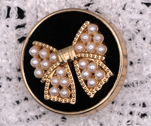 Pearl Bow Gold Metal Button with Black Velvet 24mm